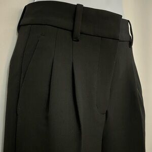 The Effortless Pant by Wilfred in Black